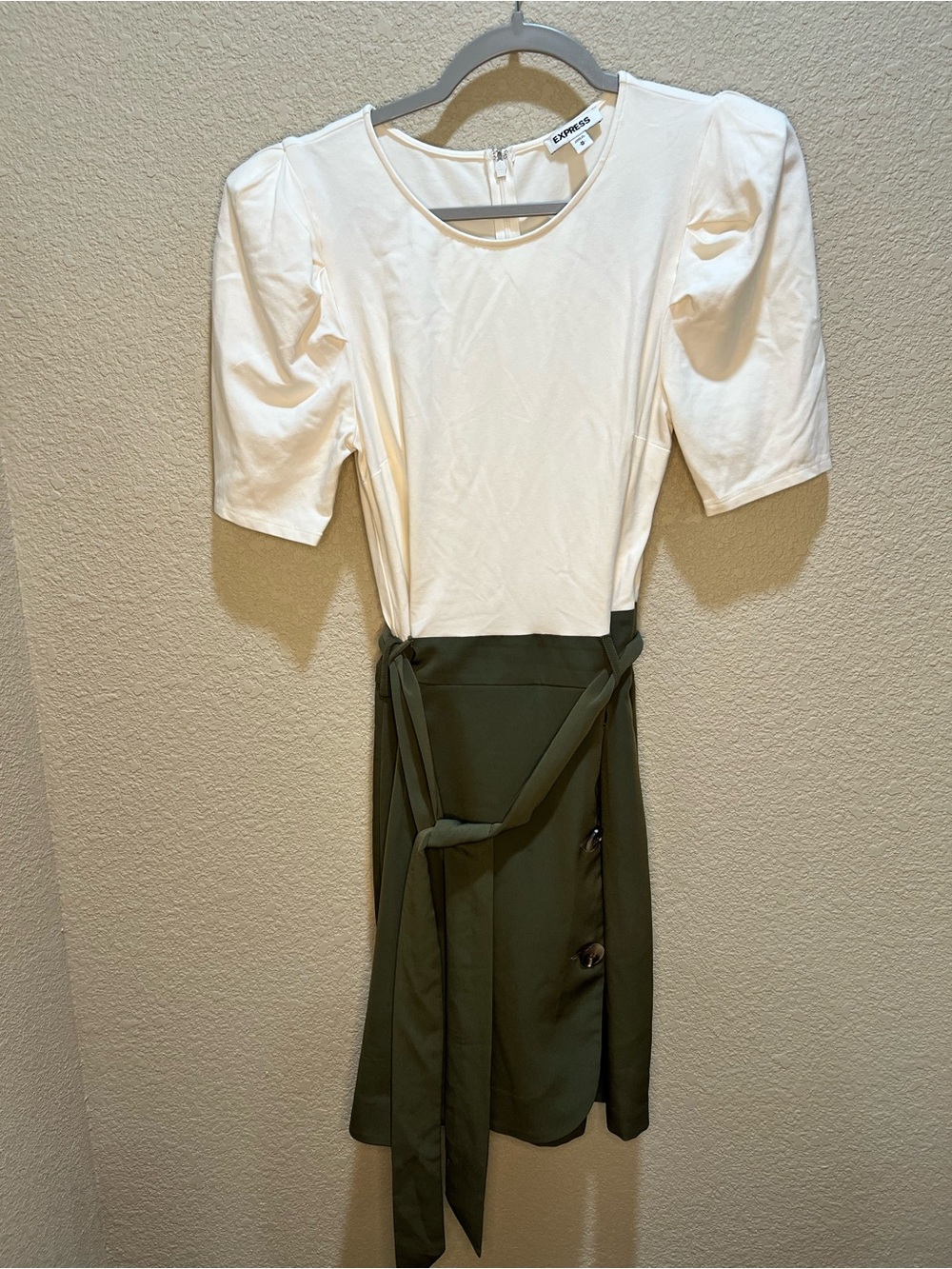 Express Puff Sleeve Faux Wrap Midi Dress Olive Green & Ivory Size Medium